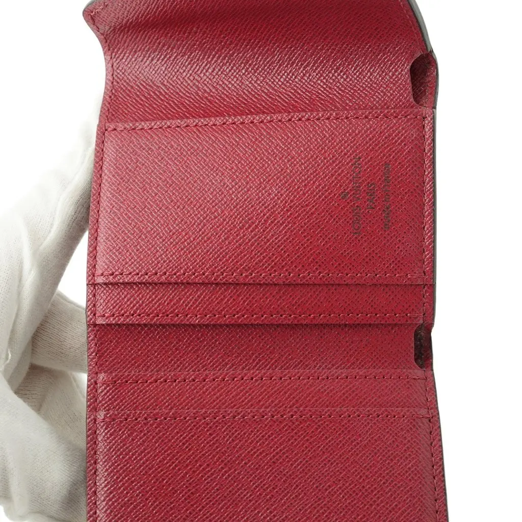 Louis Vuitton Wallet Burgundy Canvas Good - Model View