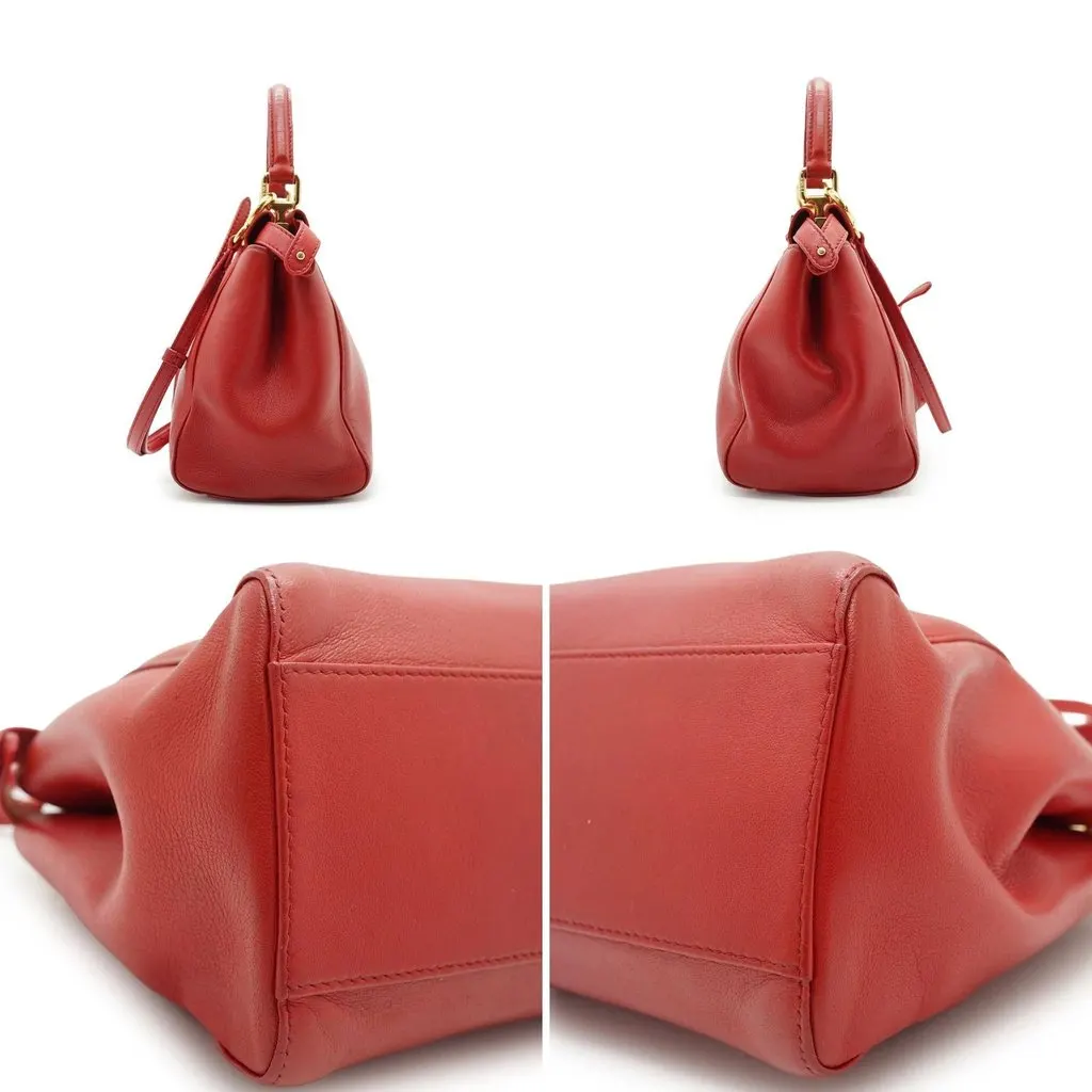 Fendi Handbag Peekaboo Red Leather Good - Model View