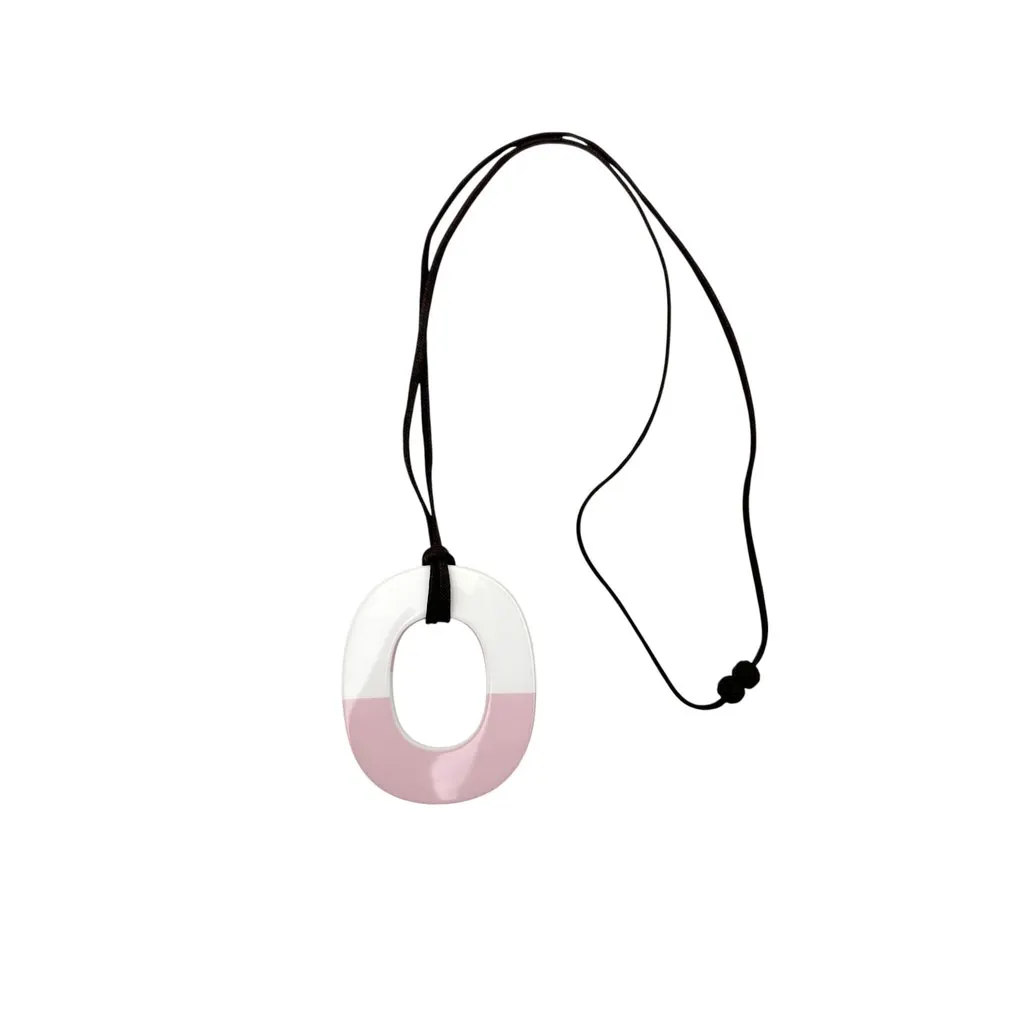 Hermes Necklace White Lace Good - Front View