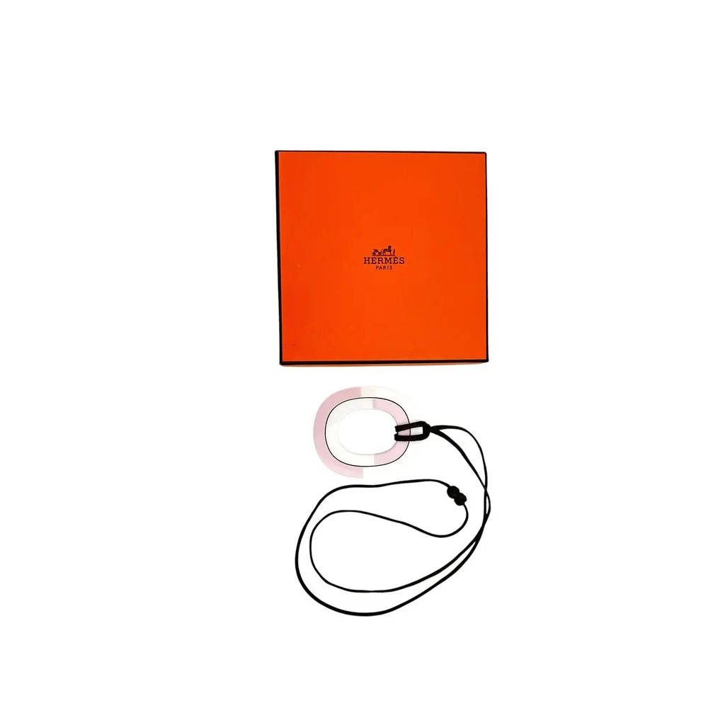 Hermes Necklace White Lace Good - Inside View