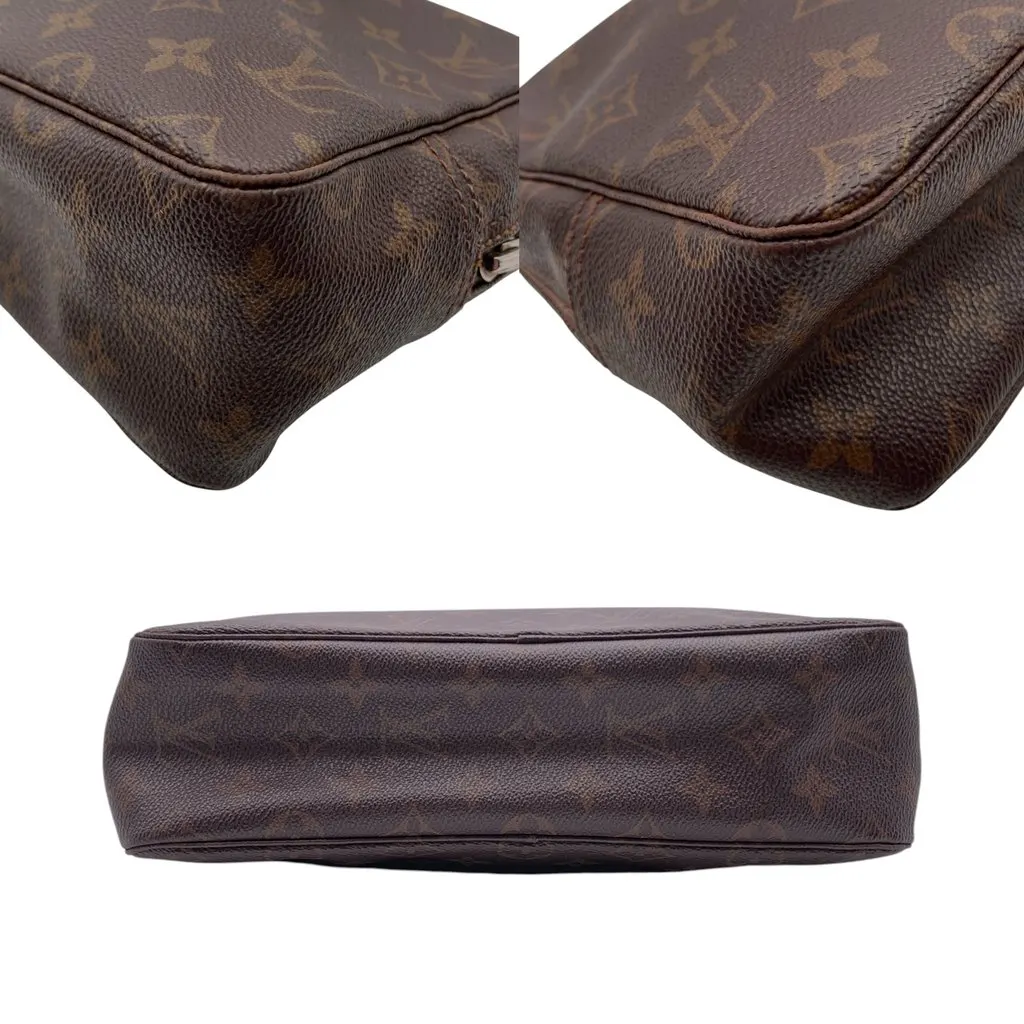 Louis Vuitton Clutch Bag Vintage Trousse de Toilette Brown Canvas Good - Model View