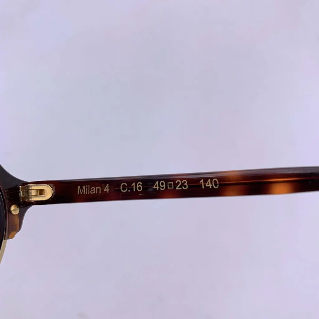 Unsigned Sunglasses Brown Good - Model View