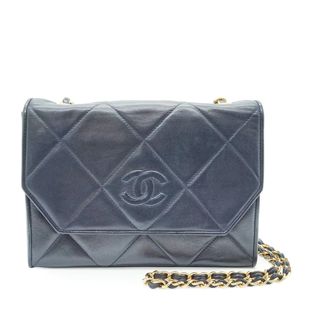 Chanel Shoulder Bag Vintage CC Blue Leather Good - Front View