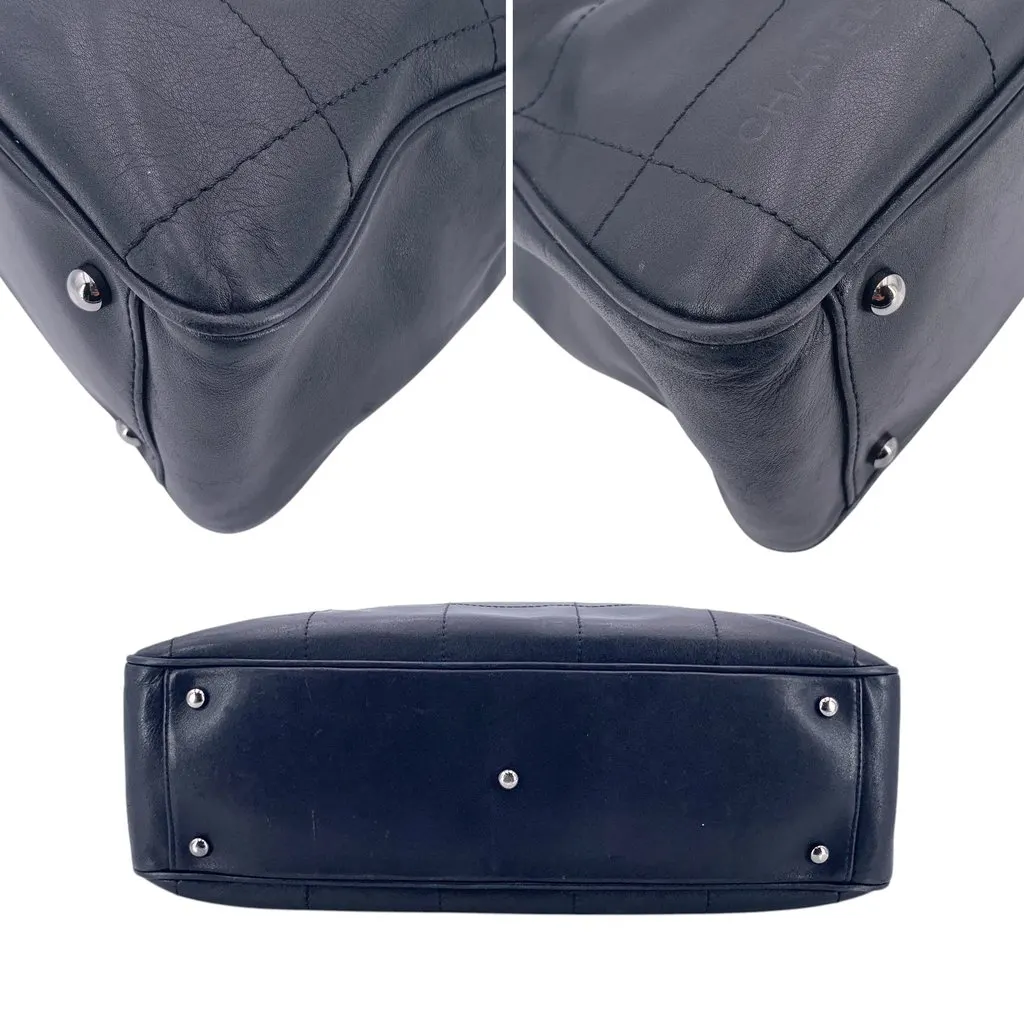 Chanel Handbag Boston Black Leather Good - Model View