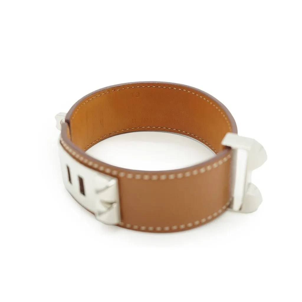 Hermès Bracelet Beige Leather Good - Model View