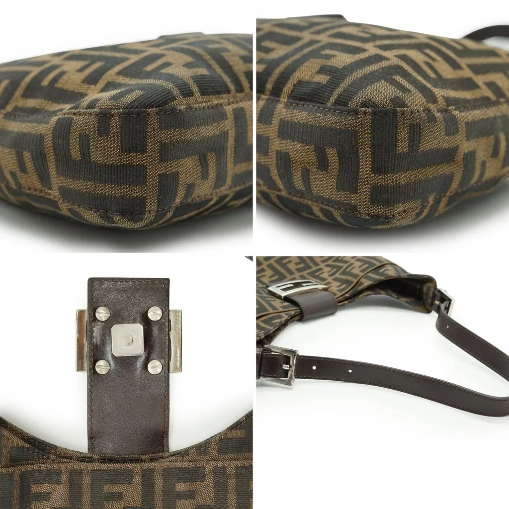 Fendi Hobos Zucca Brown Canvas Good - Model View