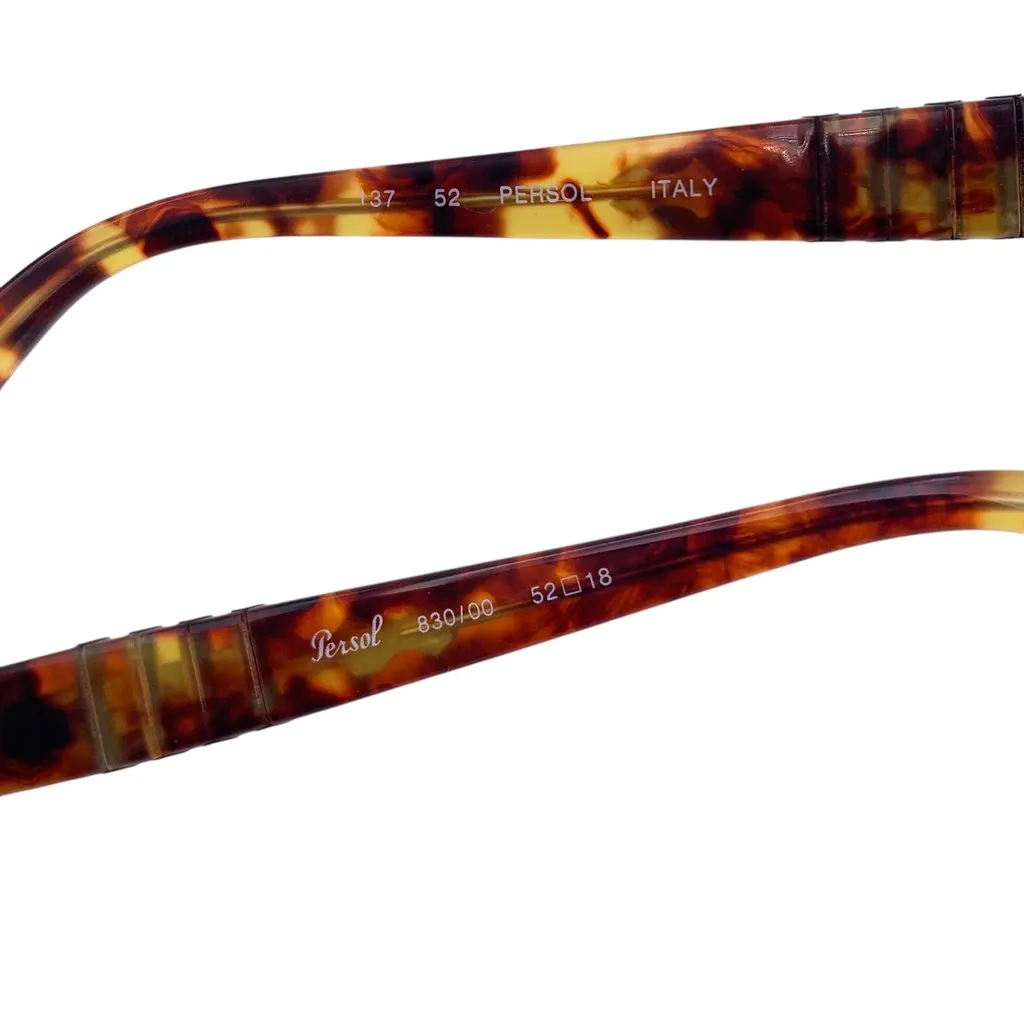 Unsigned Sunglasses Brown Good - Box View
