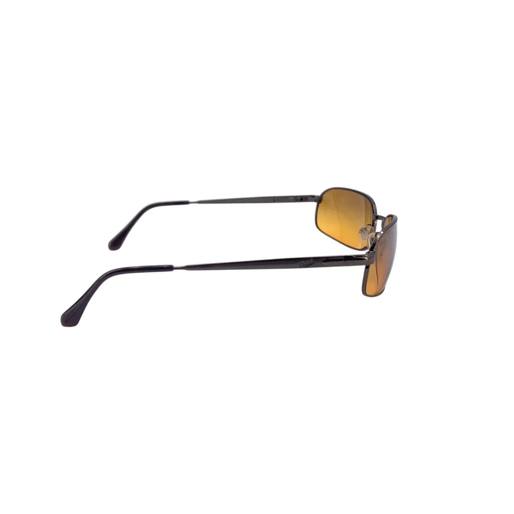 Unsigned Sunglasses Brown Good - Model View