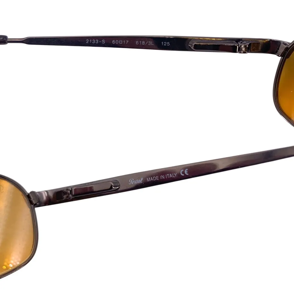 Unsigned Sunglasses Brown Good - Box View