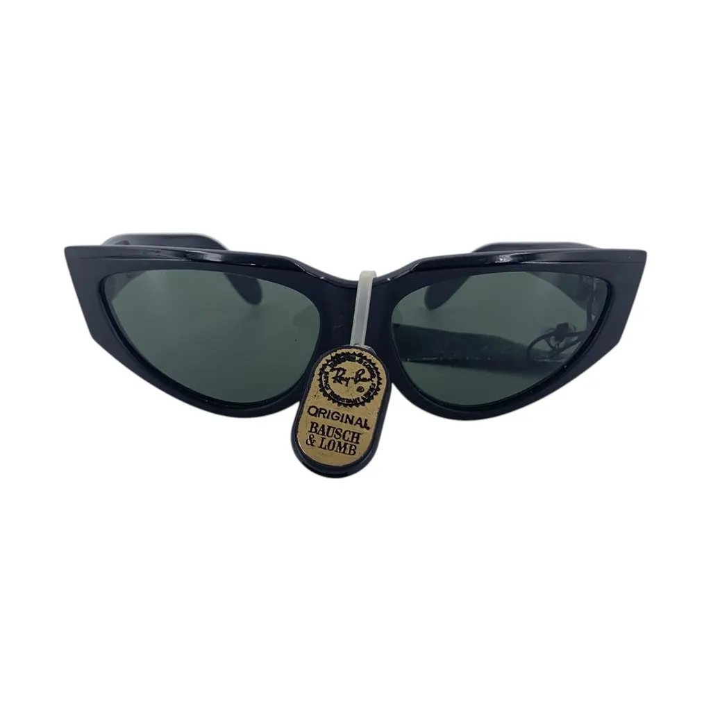 Ray-Ban Sunglasses Black Good - Front View