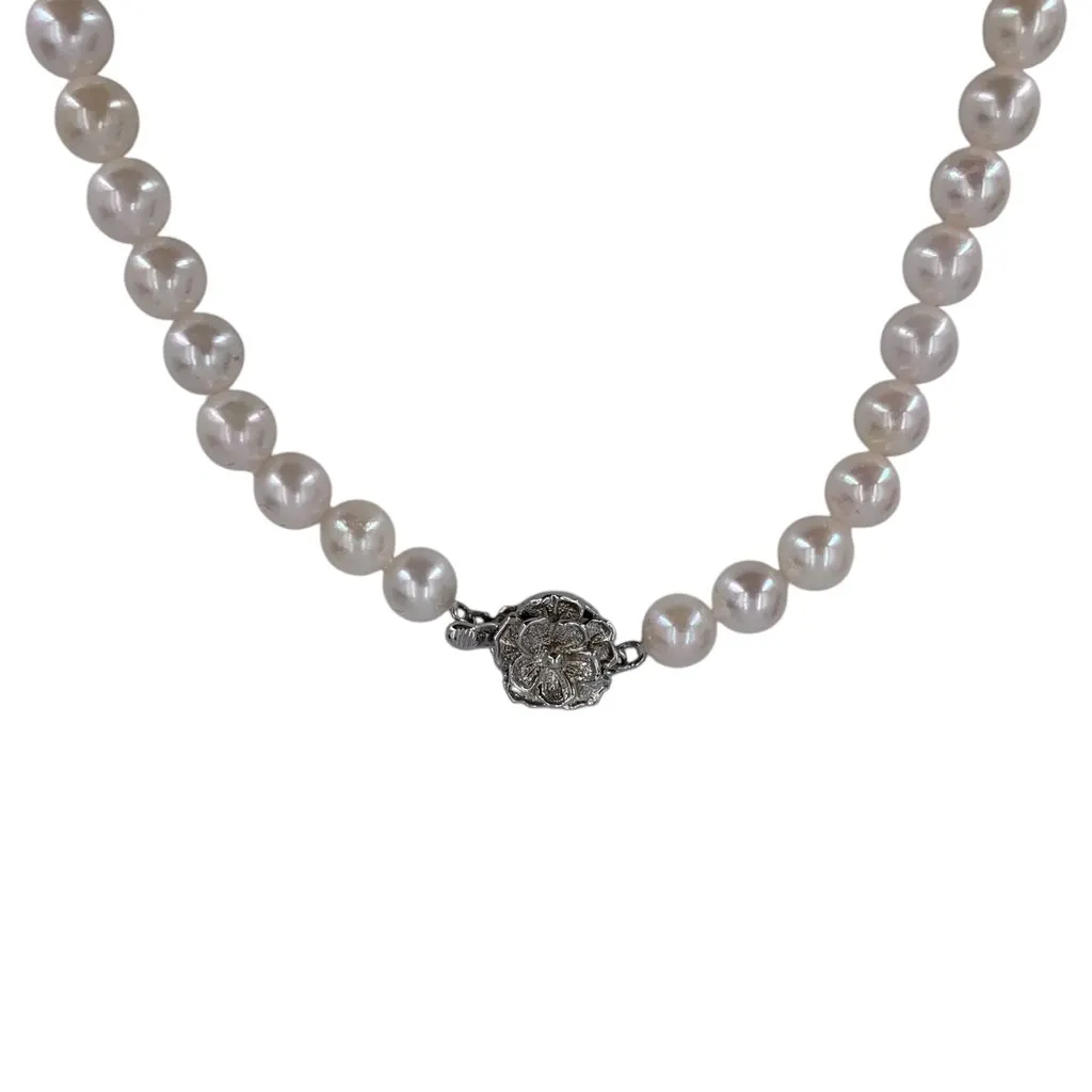 Unsigned Necklace Beige Lace Good - Inside View