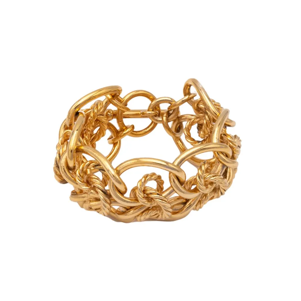 Unsigned Chain Bracelet - '80s Red Good - Front View