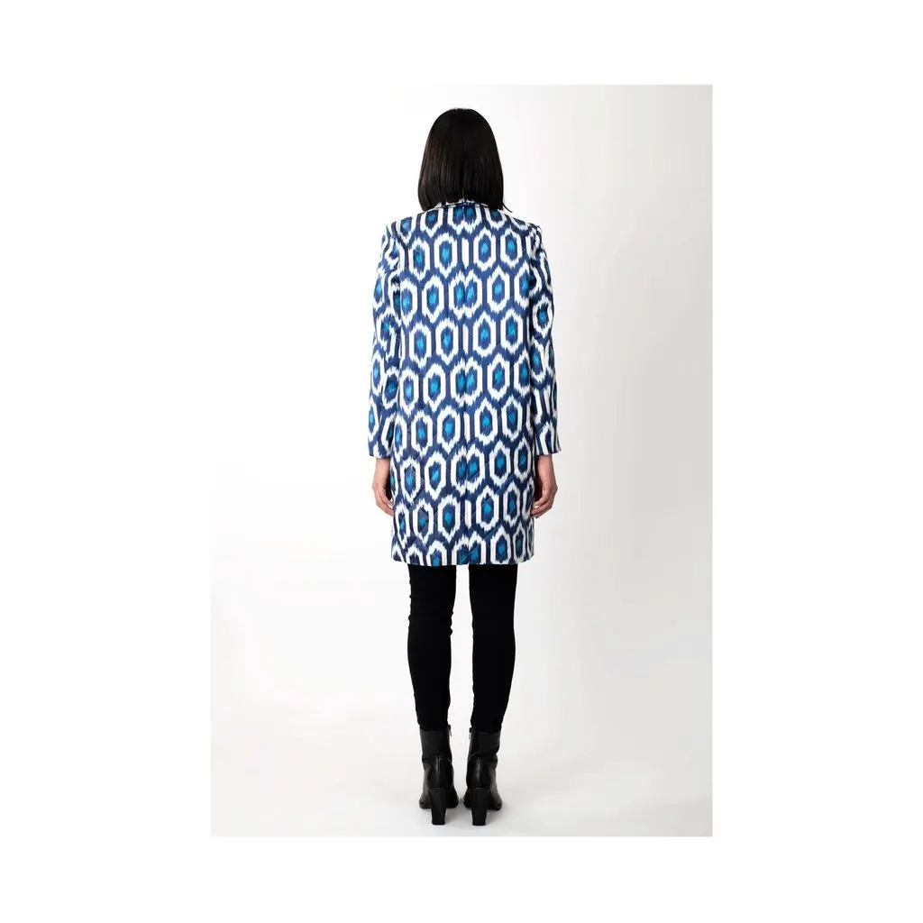 Unsigned Ikat Quilted Coat - '20s White Good - Model View