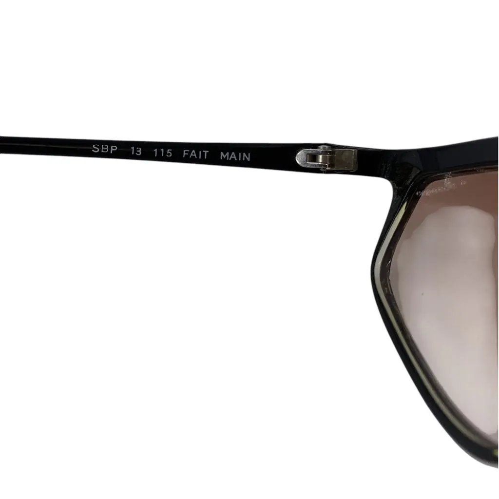 Unsigned Sunglasses Black Good - Model View