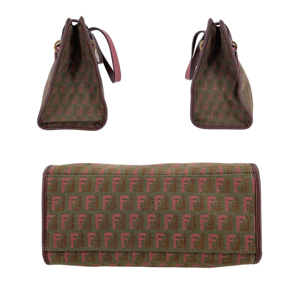 Fendi Handbag Vintage Zucchino Tote Green Canvas Good - Model View