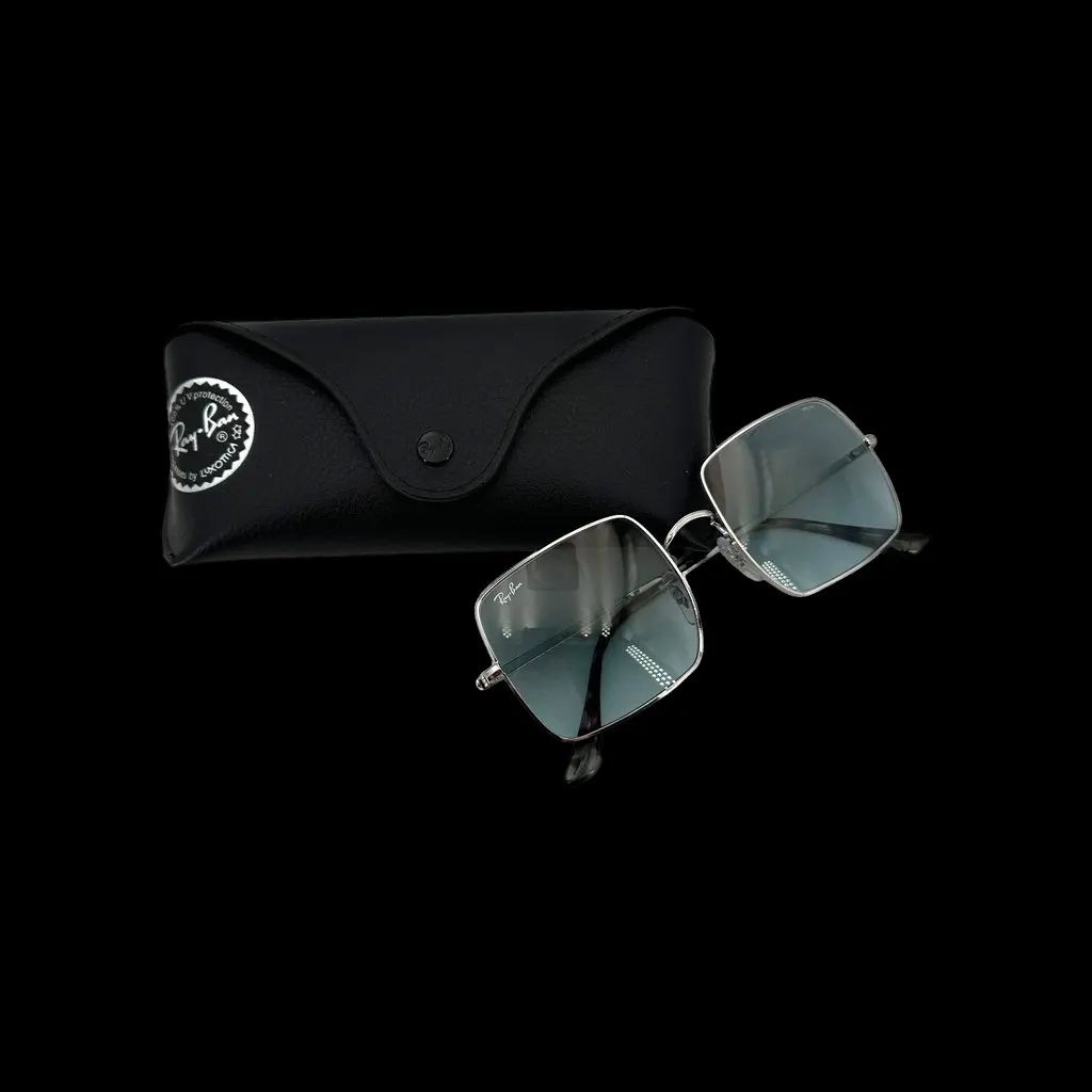 Ray-Ban Sunglasses Grey Good - Back View