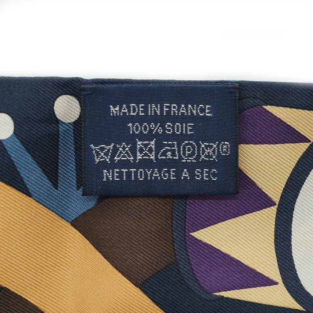 Hermès Scarf MultiColor Silk Good - Box View
