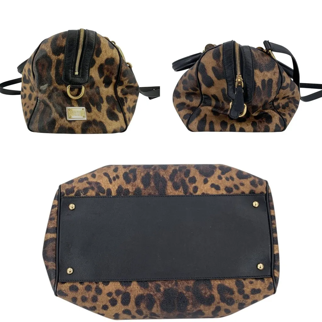 Dolce & Gabbana Shoulder Bag Vittoria Black Canvas Good - Model View