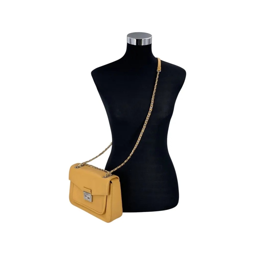 Fendi Shoulder Bag Baguette Red Leather Good - Back View