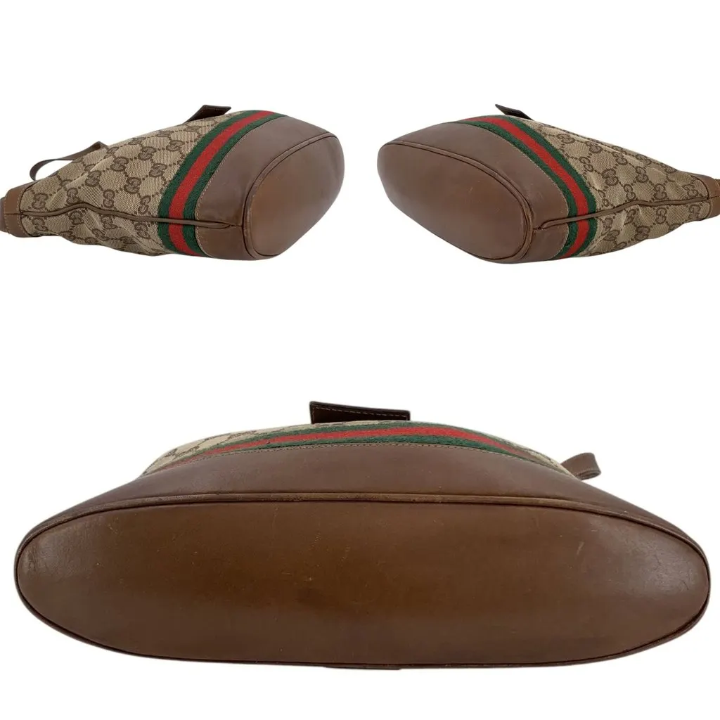 Gucci Shoulder Bag Vintage Interlocking Brown Canvas Good - Model View
