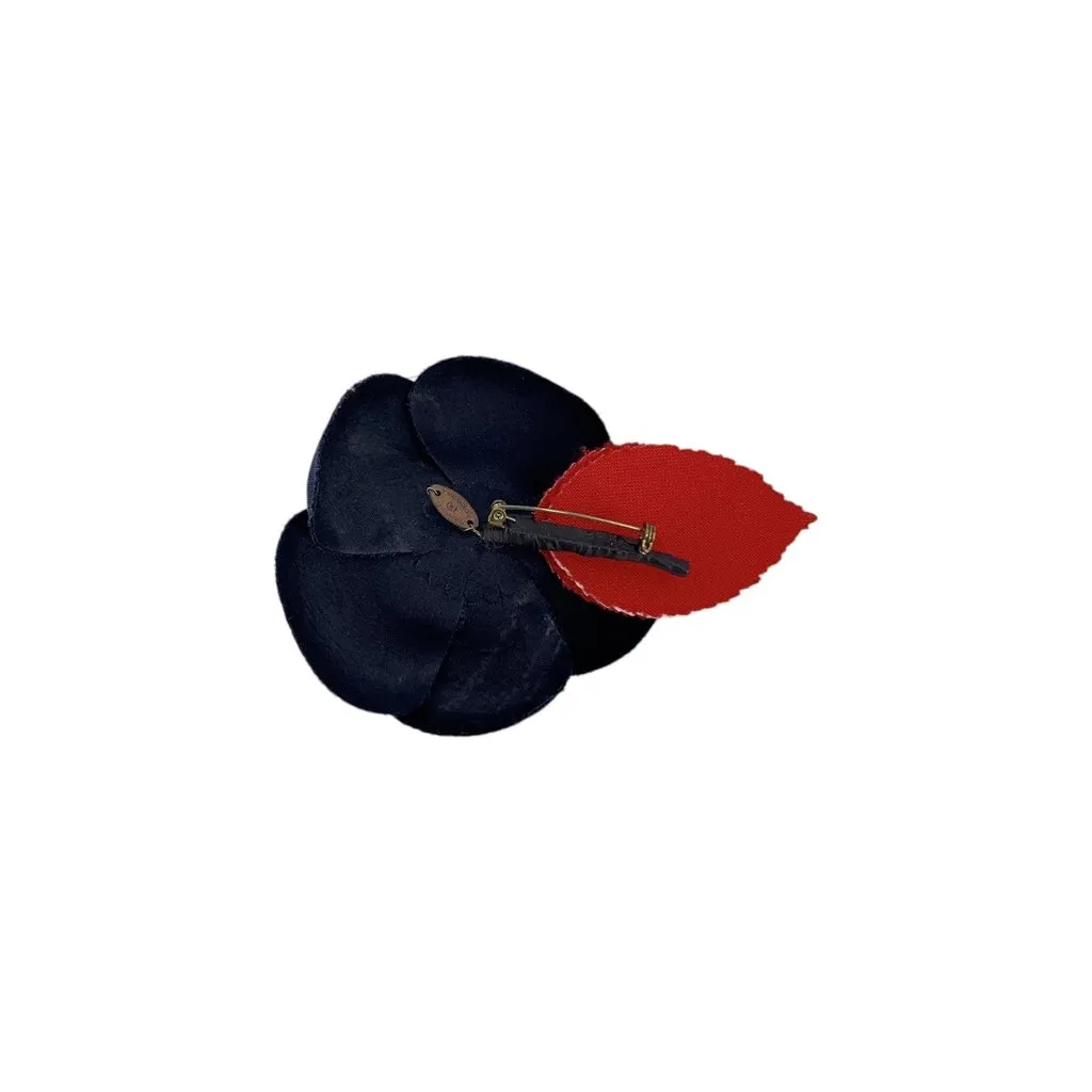 Chanel Brooch Navy Good - Inside View