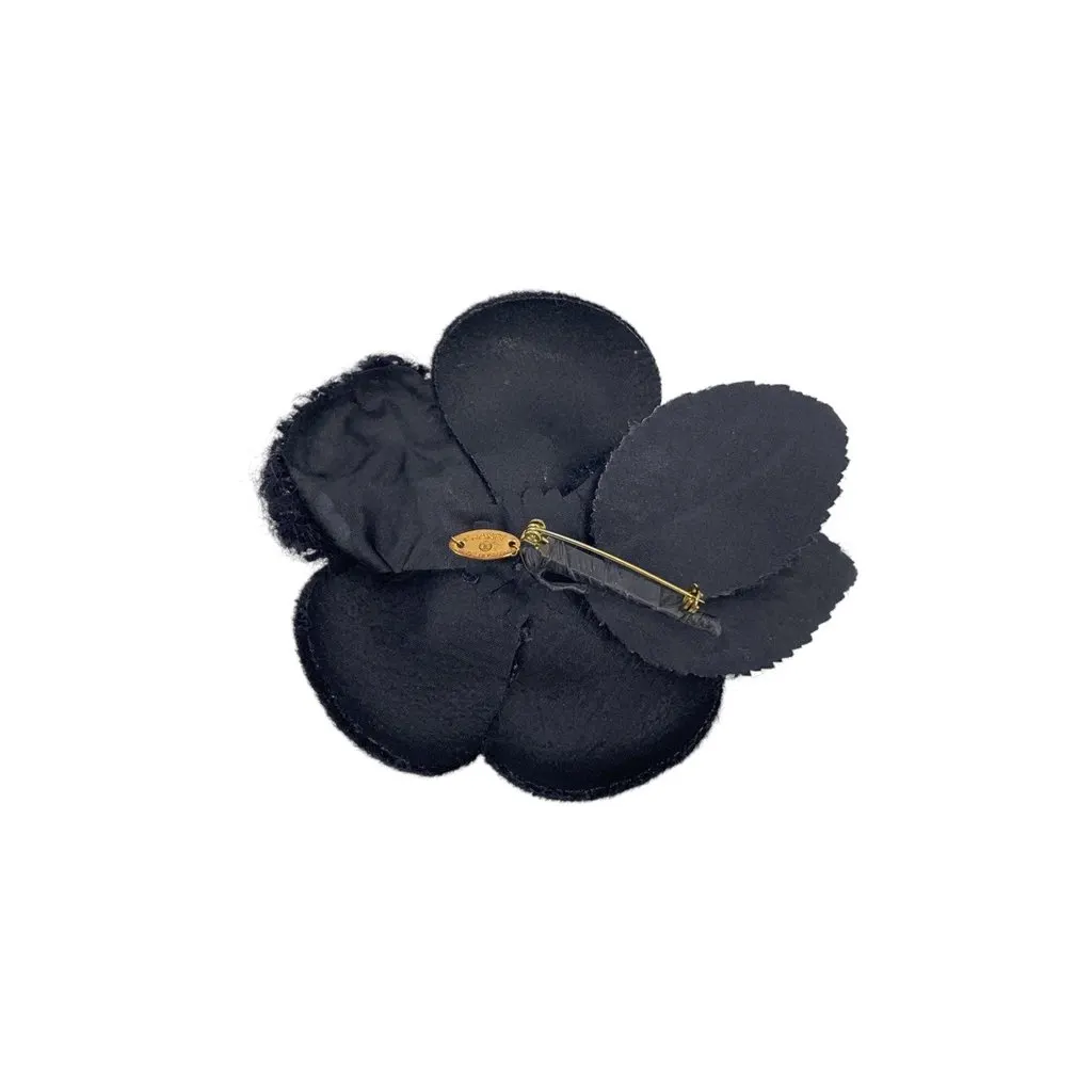 Chanel Brooch Camel Wool Good - Inside View
