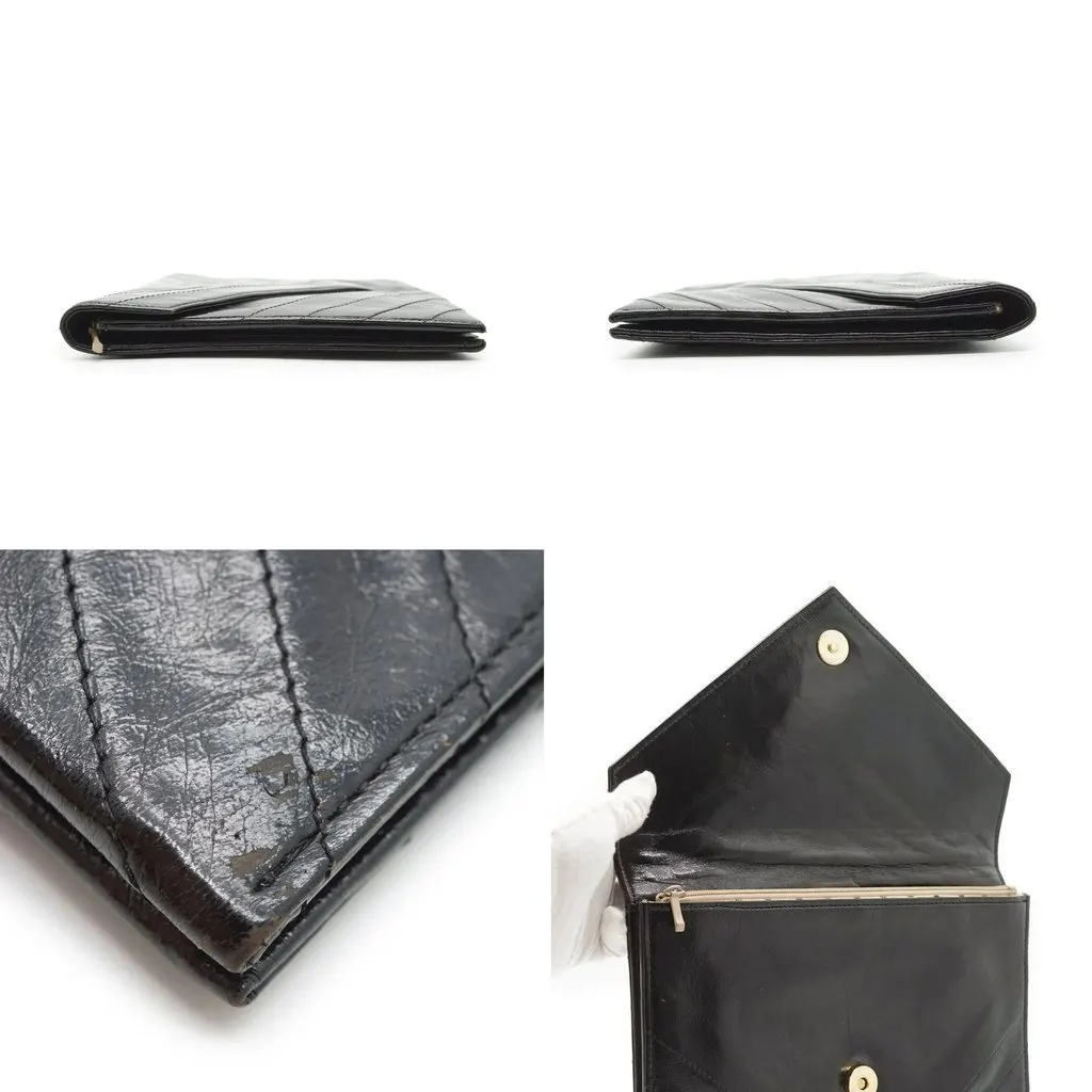 Saint Laurent Clutch Bag Vintage Envelope Black Leather Good - Model View