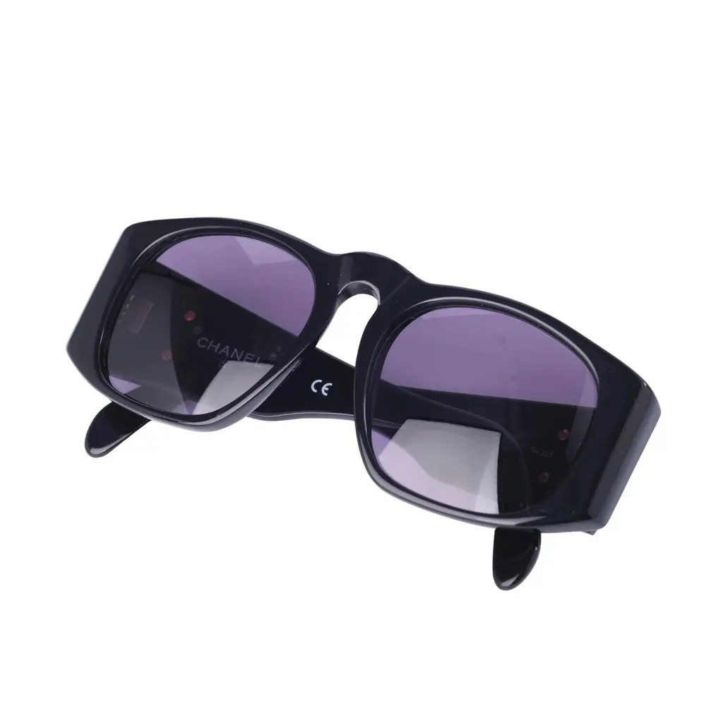 Chanel Black Quilted CC Sunglasses - '00s Black Good - Inside View