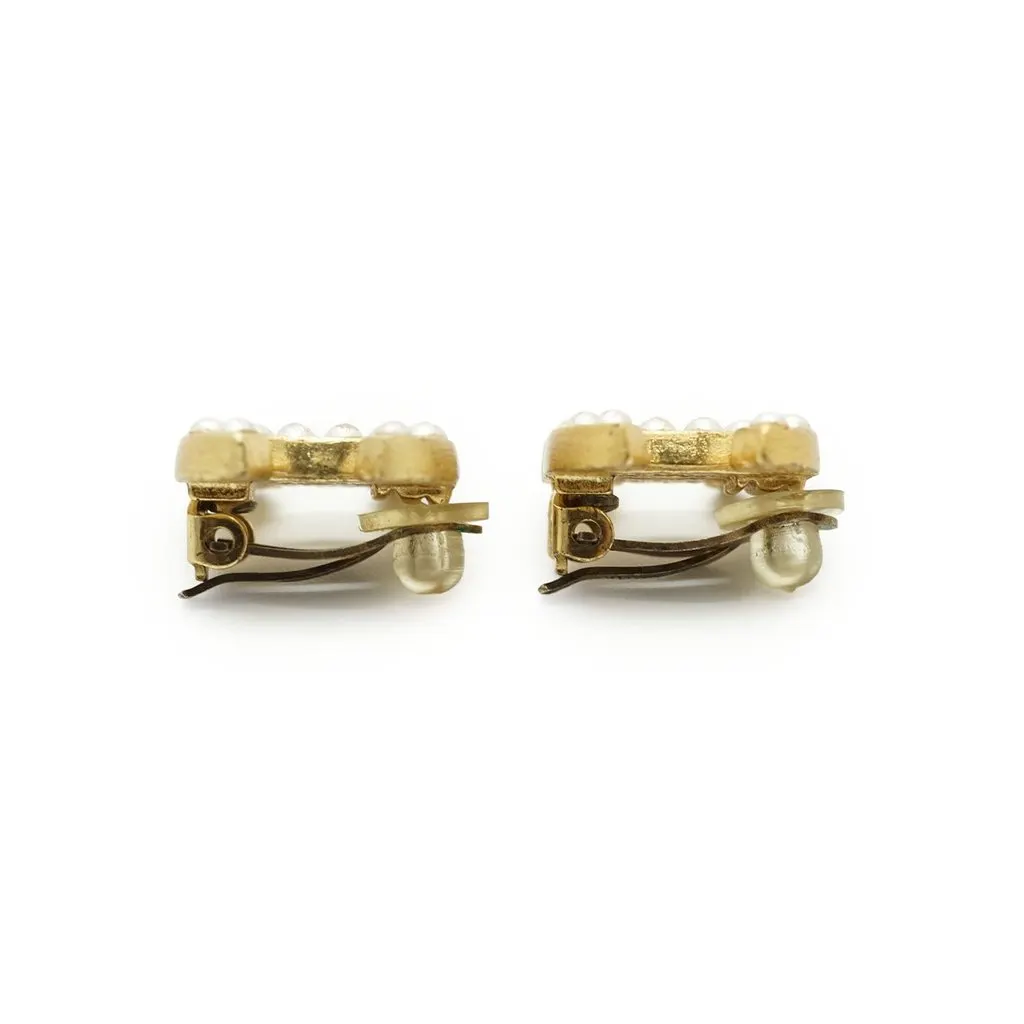 Chanel Earrings Gold Good - Inside View