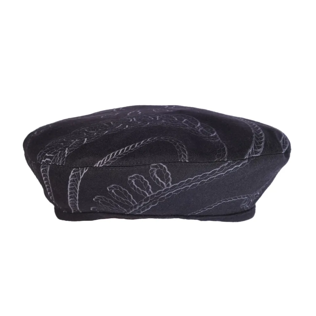 Hermès Saint-Honoré en Finesse Black Wool Beret - '20s Black Wool Good - Front View