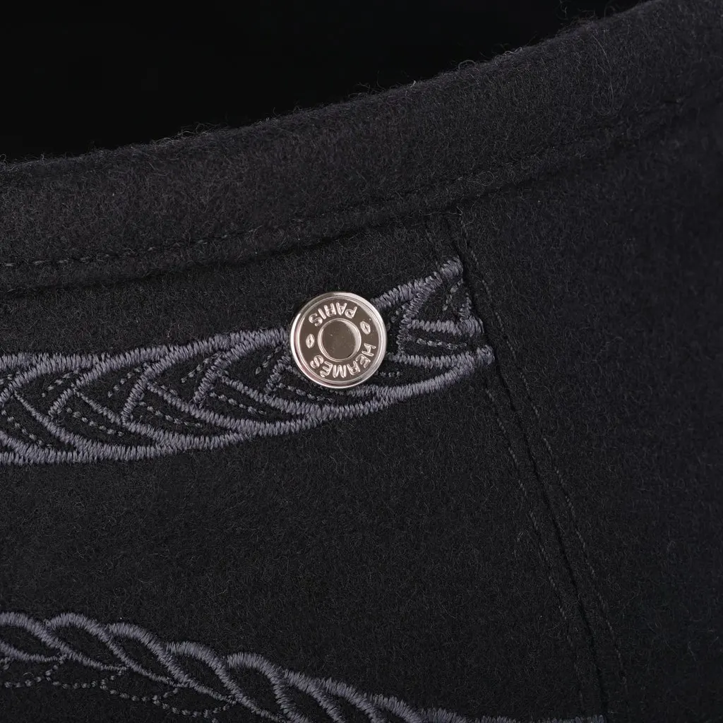 Hermès Saint-Honoré en Finesse Black Wool Beret - '20s Black Wool Good - Box View