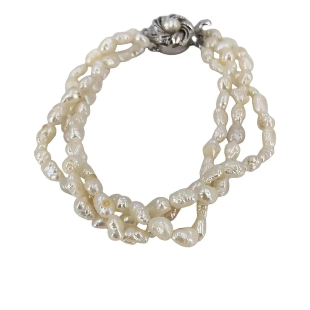 Unsigned Bracelet White Good - Box View