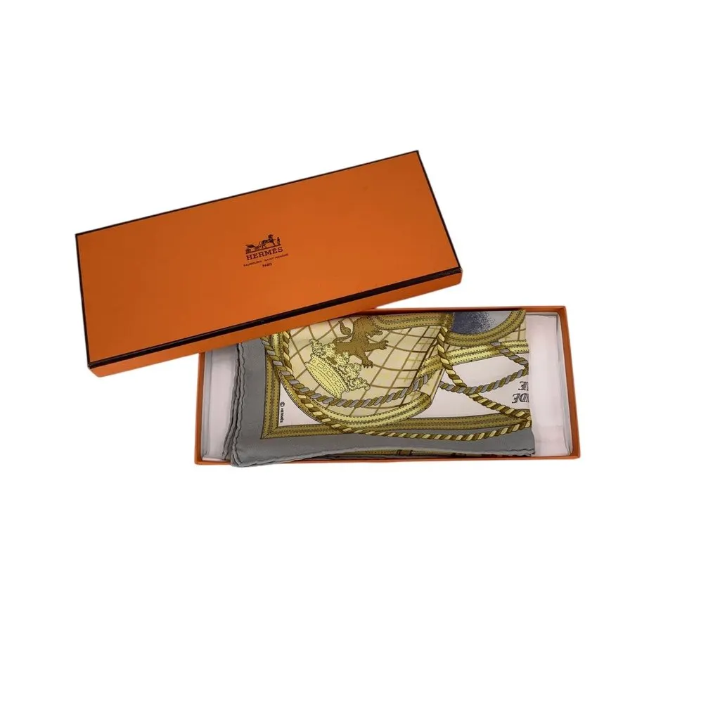 Hermès Scarf White Silk Good - Back View