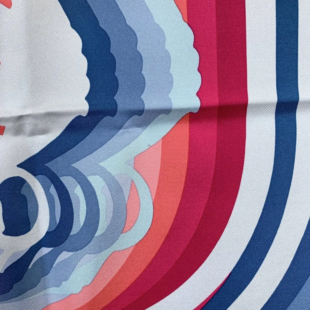 Hermès Scarf Navy Silk Good - Model View