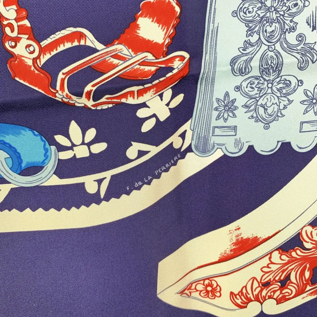 Hermès Scarf Navy Silk Good - Box View