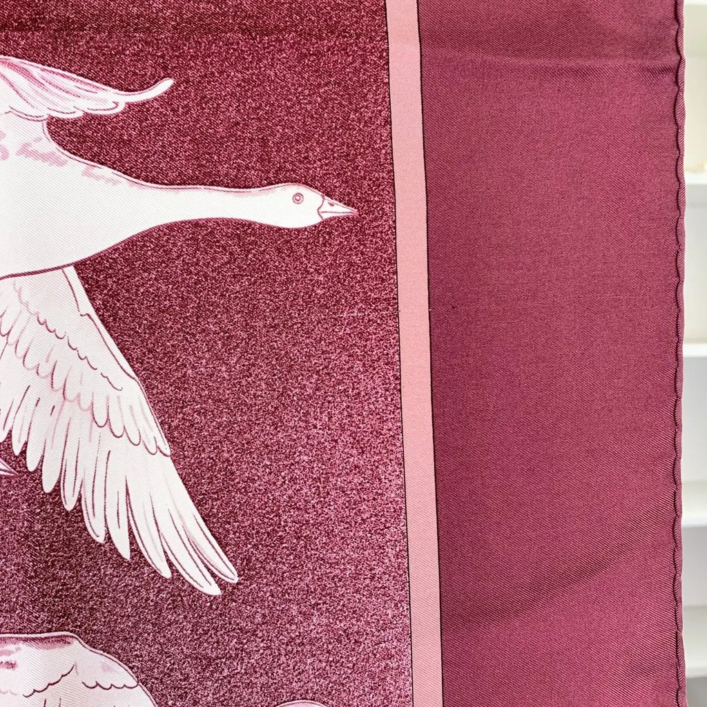 Hermès Scarf Burgundy Silk Good - Box View