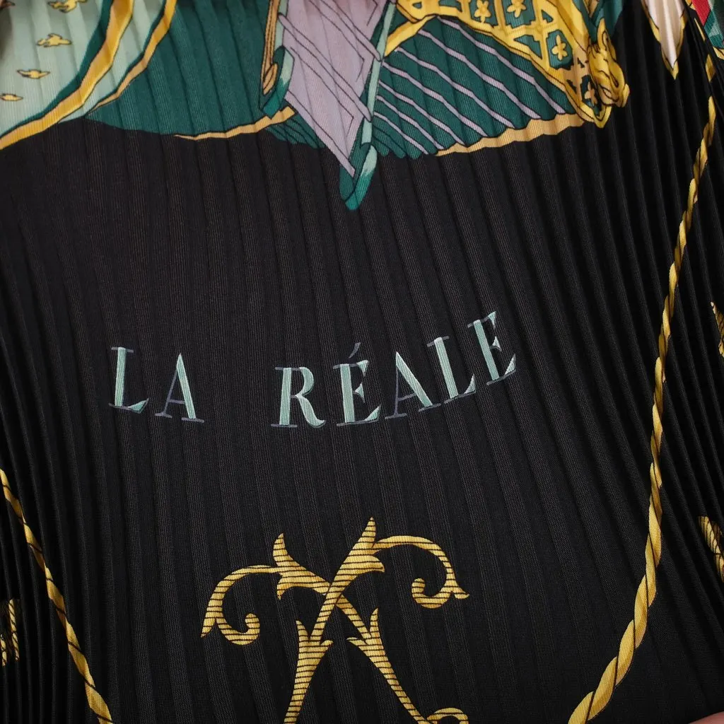 Hermès “Vue Du Carrosse De La Galère La Réale” Plissé Silk Scarf - '00s Black Silk Good - Inside View