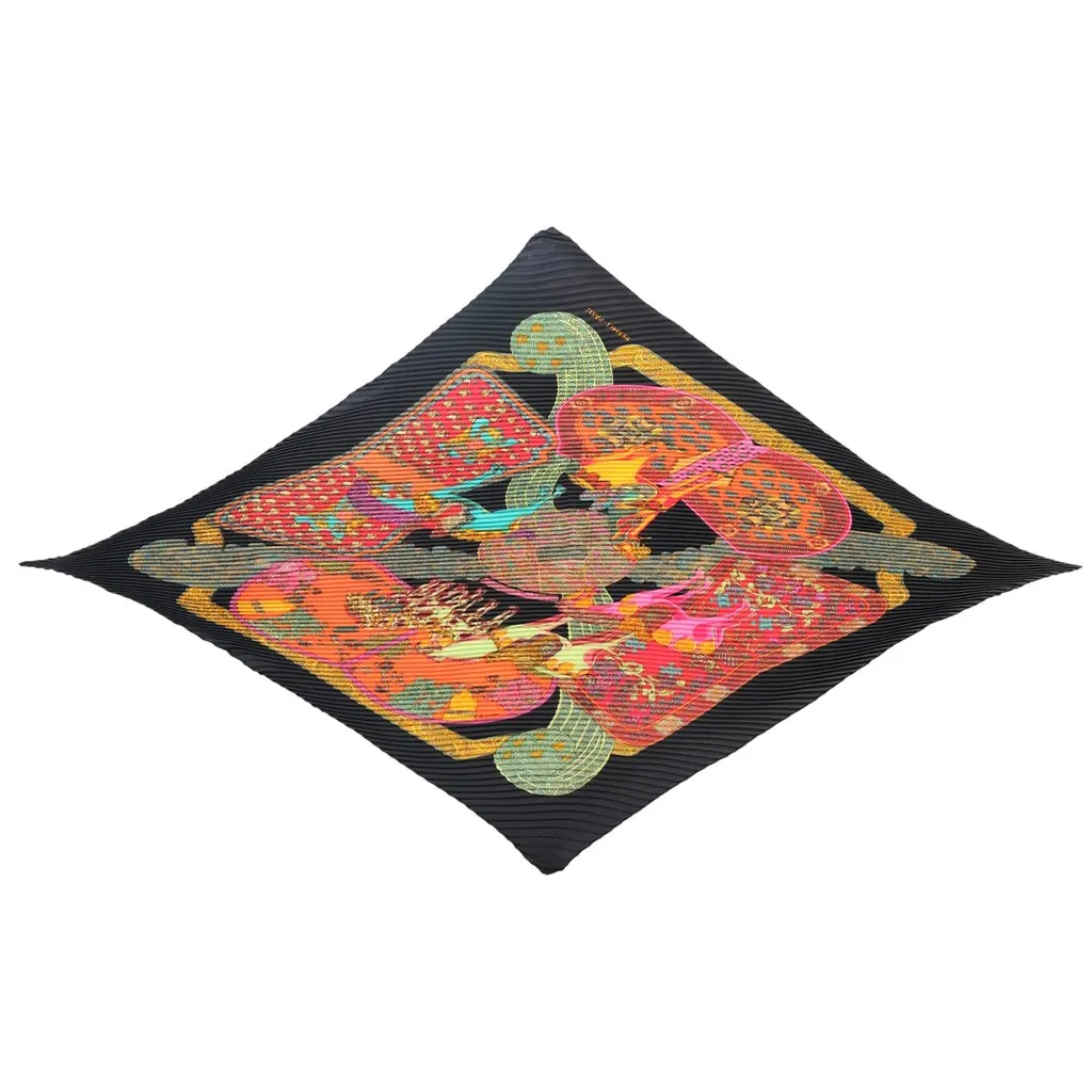 Hermès Art Des Steppes Plissé Silk Scarf By Annie Faivre - '00s Black Silk Good - Front View