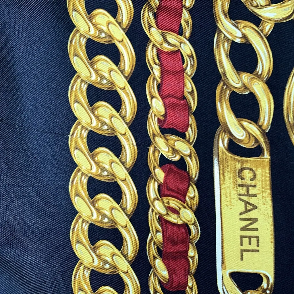 Chanel Scarf Black Silk Good - Box View