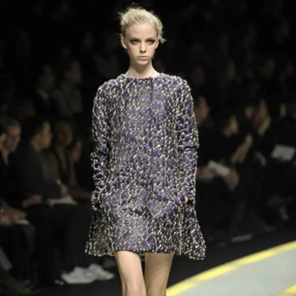Versace Autumn/Winter 2008/09 Embellished Jacquard Coat & Dress Set -'00s White Canvas Good - Back View