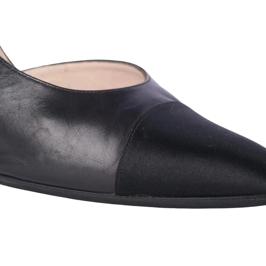 Chanel Vintage Black Leather & Satin Cap-Toe Slingback Pumps - '00s Black Leather Good - Inside View