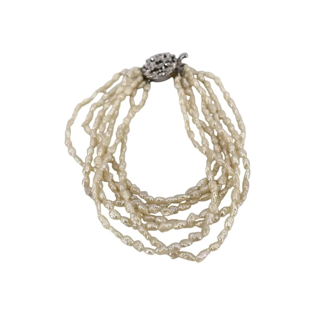 Unsigned Bracelet White Good - Model View