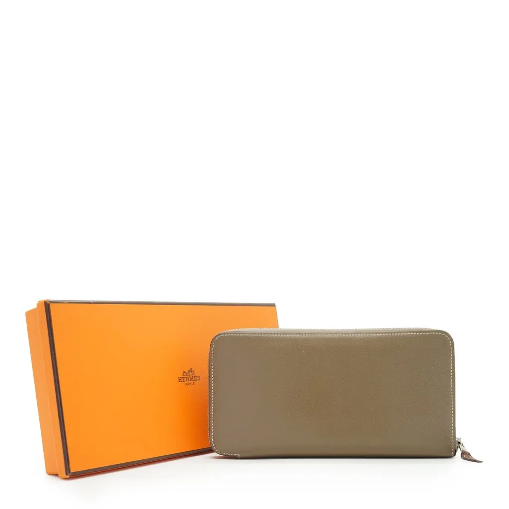 Hermès Wallet Silver Leather Good - Back View