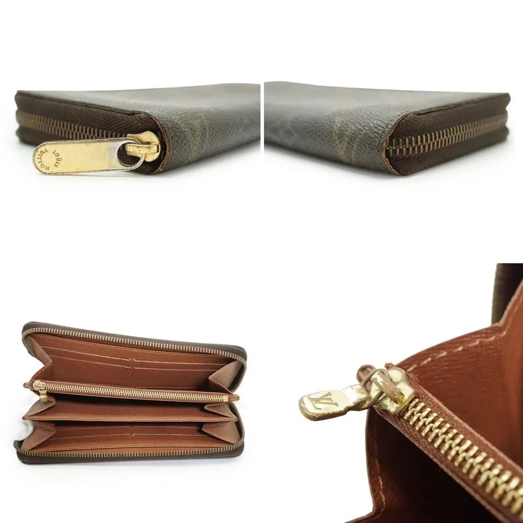 Louis Vuitton Wallet Brown Canvas Good - Model View