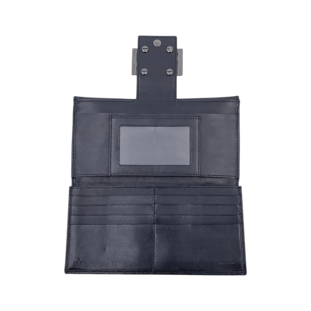Fendi Wallet Black Canvas Good - Model View