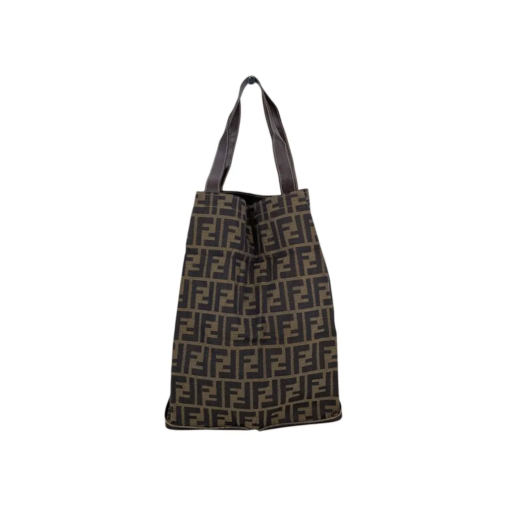 Fendi Tote Bag Vintage Zucca Packable Brown Canvas Good - Model View