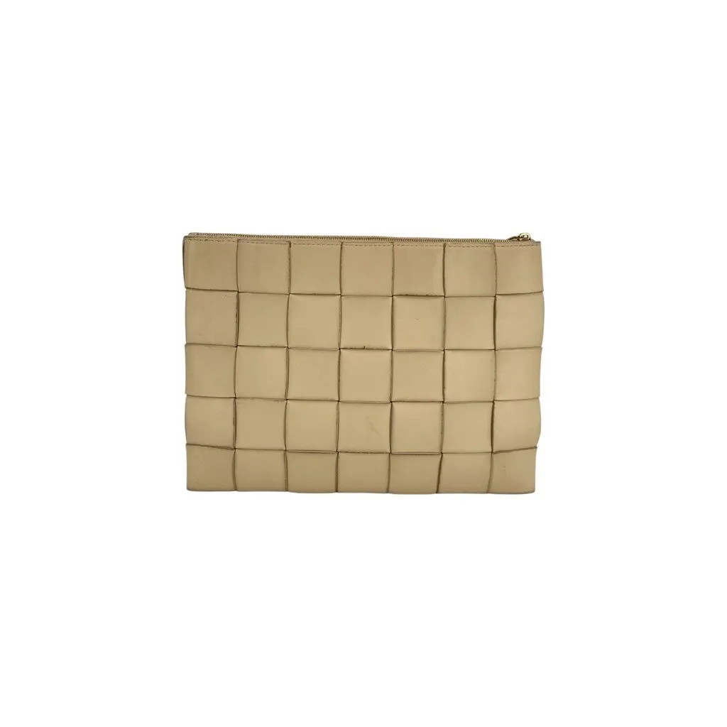 Bottega Veneta Clutch Bag Intrecciato Leather Beige Leather Good - Inside View