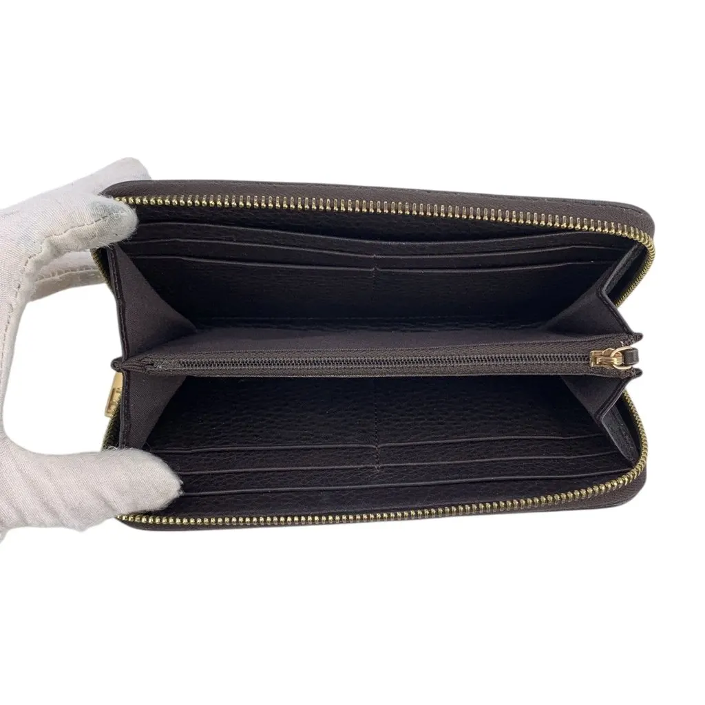 Fendi Wallet Brown Canvas Good - Model View