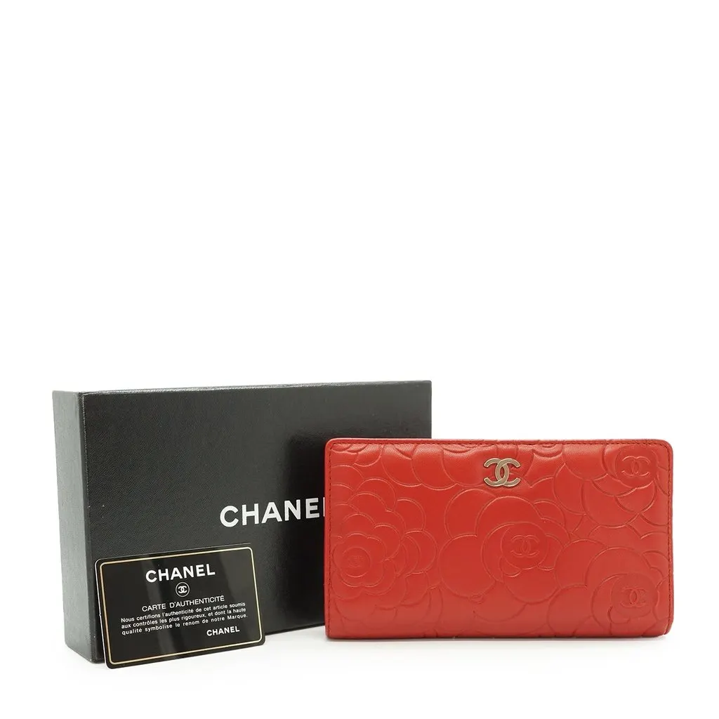 Chanel Wallet Camel Leather Good - Back View