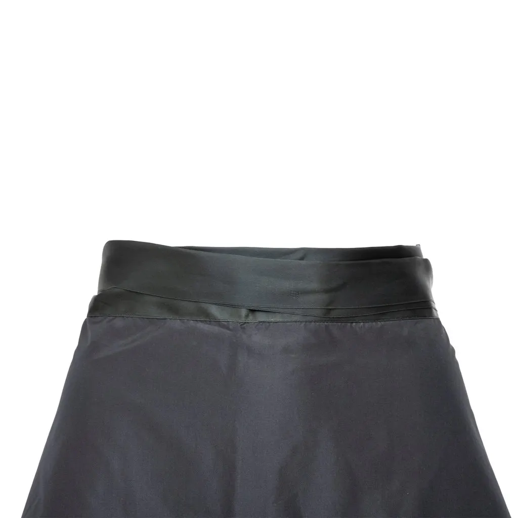 Gianfranco Ferré Skirt - '80s Black Lace Good - Model View